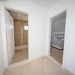 House Greenside - With A Pool