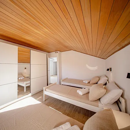 Tatil Evi House Greenside - With A Pool Kotlenice